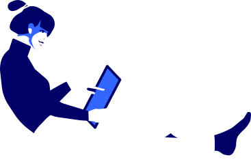 Menina está sentada com a perna estendida e trabalhando em um tablet PNG, SVG