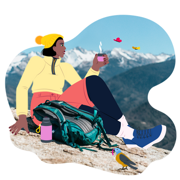 Giovane donna che fa un'escursione e si rilassa su un picco PNG, SVG